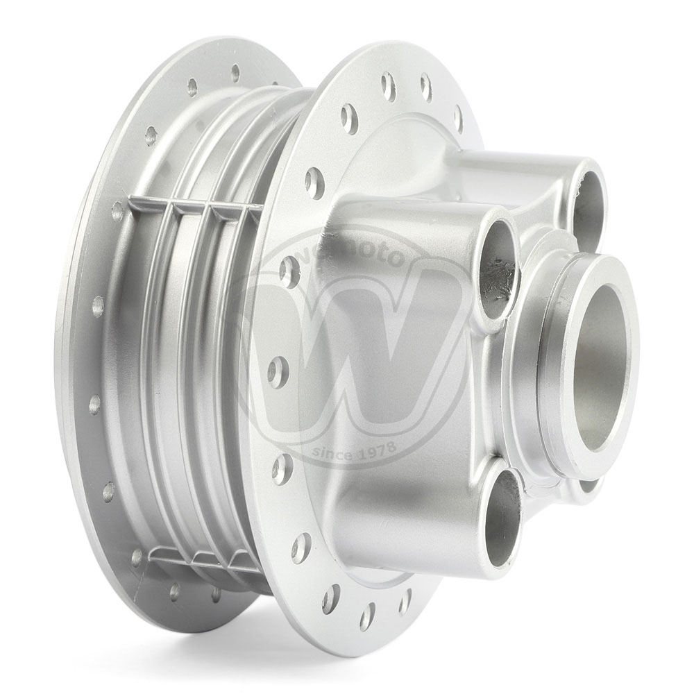 0MR3024_ad7027 two.jpg